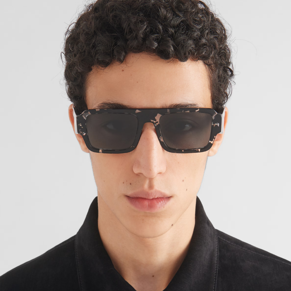 prada 1 Image 1000x1000